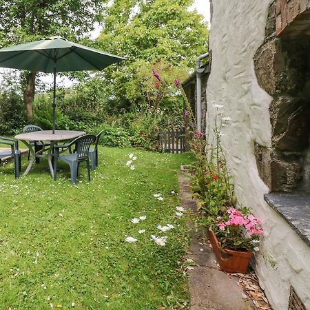 Badger Cottage Mawgan Kültér fotó