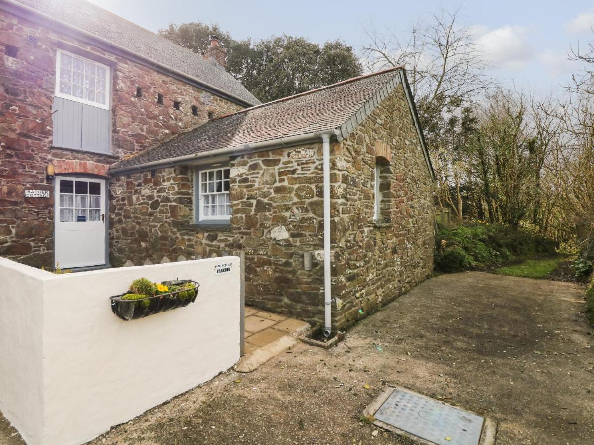 Badger Cottage Mawgan Kültér fotó